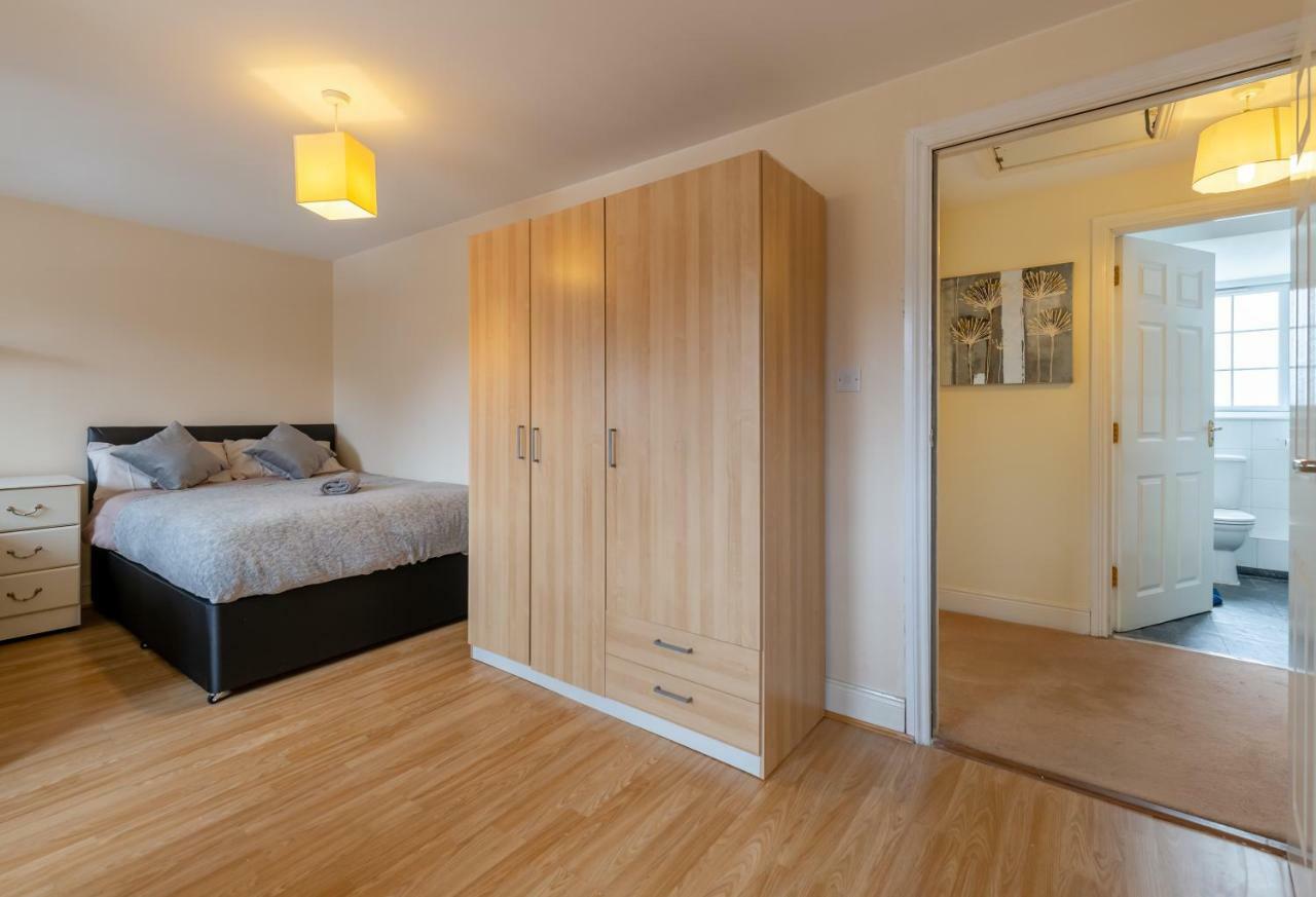 Newcastle City Centre Spacious Town House Free Parking And Wifi المظهر الخارجي الصورة